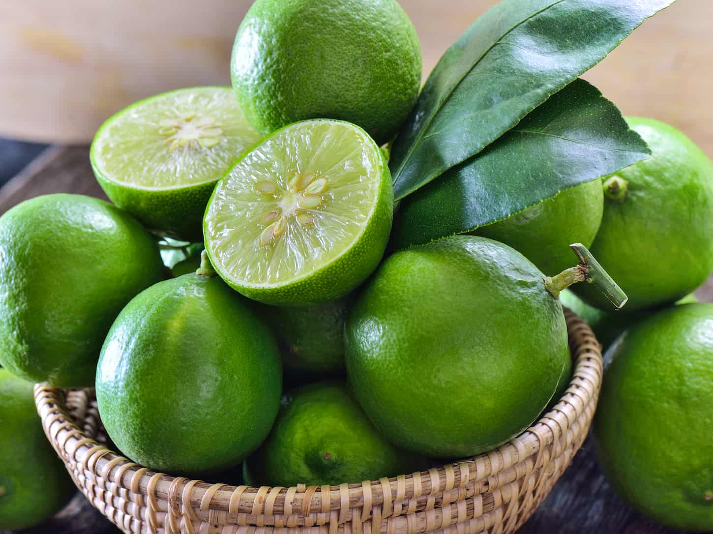 An image of fresh limes.